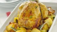 Pečené kuře s bramborami