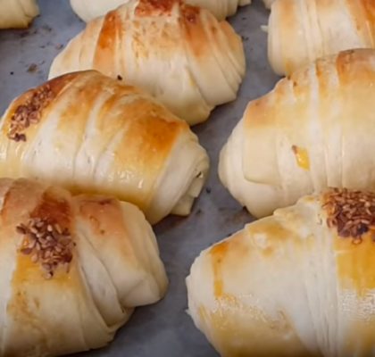 Domácí sýrové croissanty