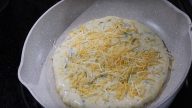 Smažené kefírové placky se sýrem