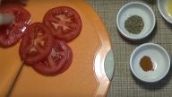 Marinovaná rajčata s česnekem a medem