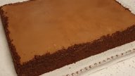 Čokoládový dort se smetanovým krémem