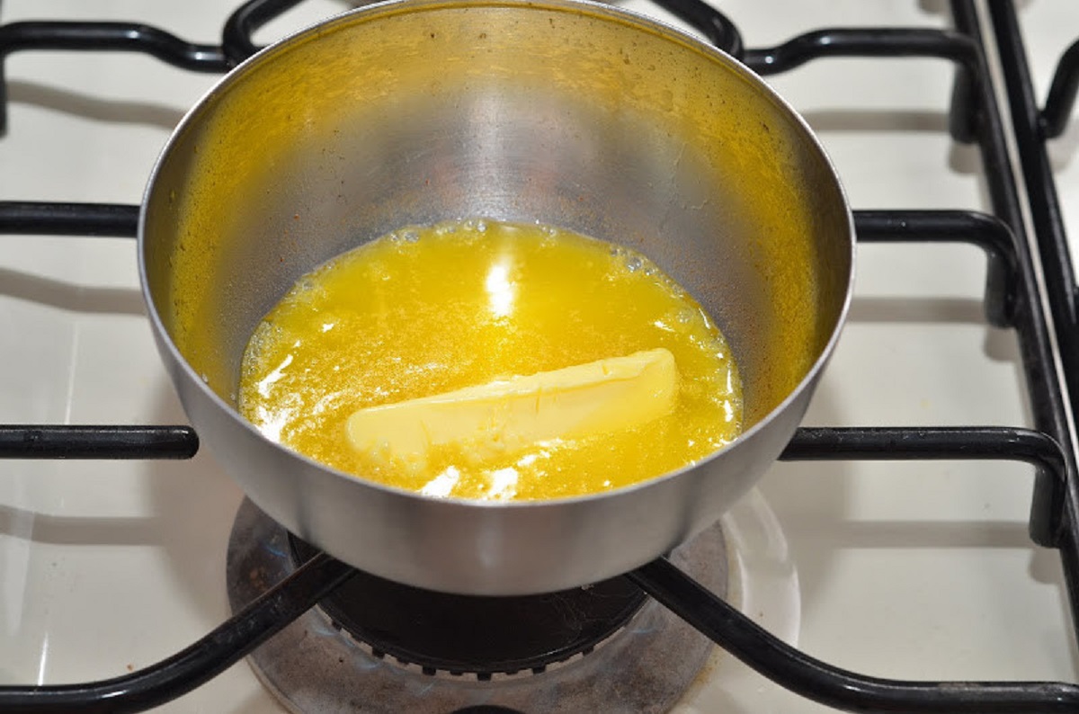 Как растопить сливочное масло в домашних