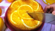 Jednoduchý voňavý dortík s čerstvým pomerančem