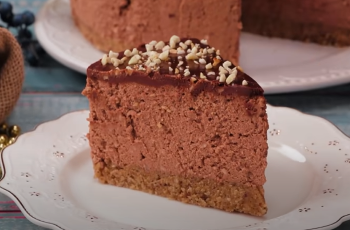 Famózní dort à la Ferrero Rocher: NEPEČENÝ recept, který nikdo ...