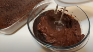 Kakaový piškot s čokoládovým krémem