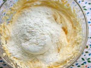 Dvoubarevné máslové sušenky
