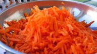 Chutný a zdravý salát z čerstvých mrkví