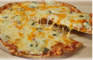Rychlá sýrová pizza