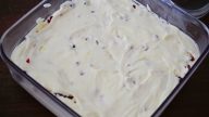 Domácí vanilková zmrzlina s malinami