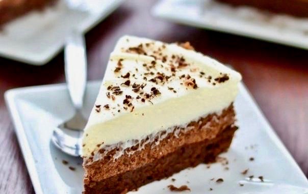 „Čokoládový polibek“ – jemný, elegantní a extrémně lahodný dort