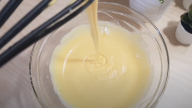 Vanilkový piškot plněný meruňkovým džemem
