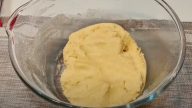 Strouhaný máslový koláč s tvarohovou náplní