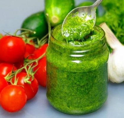 Koprové pesto s česnekem a citrónem
