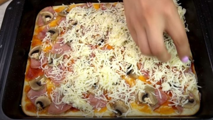 Rychlá pizza bez hnětení, kynutí a zbytečných přísad