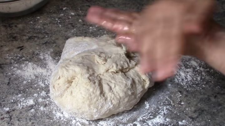 Rychlý a snadný domácí chléb pro začátečníky