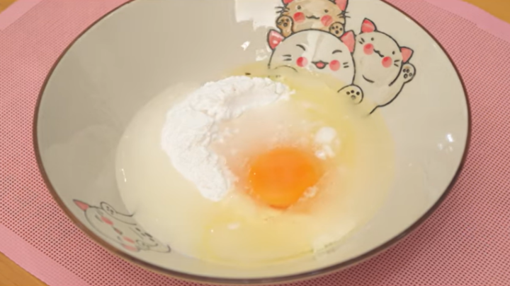 Smažené kuřecí nugetky se sýrem jako pravé od McDonald’s