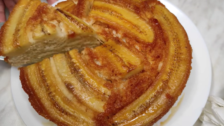 Slavný banánový dort s karamelem, který pobláznil svět