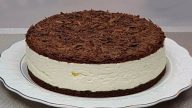 Jednoduchý a rychlý čokoládový dort, který si vychutnáte