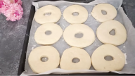 Pravé americké doughnuty neboli koblihy s dírou