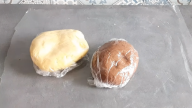 Dvoubarevné sušenky s citronovou polevou