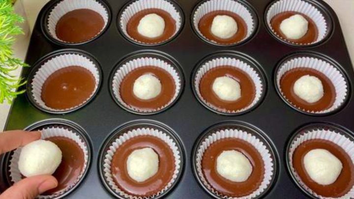 Čokoládové muffiny s Raffaello bonbony