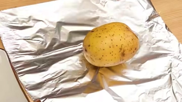 Kuřecí rolky s pečenými brambory