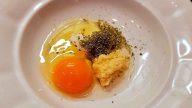 Česnečka s vejcem a opečenými krutony