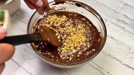 Mražené čokoládové tyčinky s arašídy