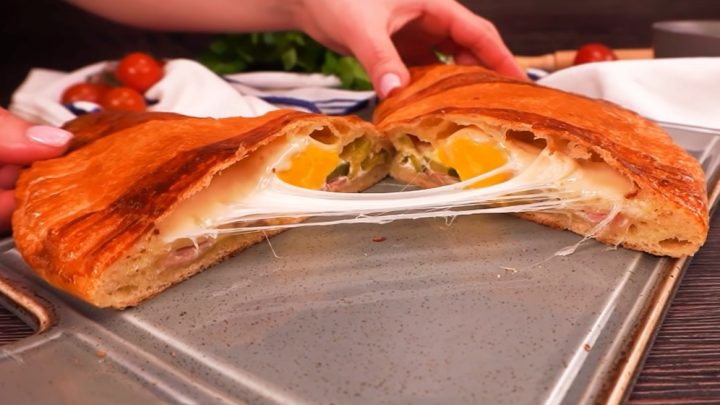 Calzone se šunkou a mozzarellou