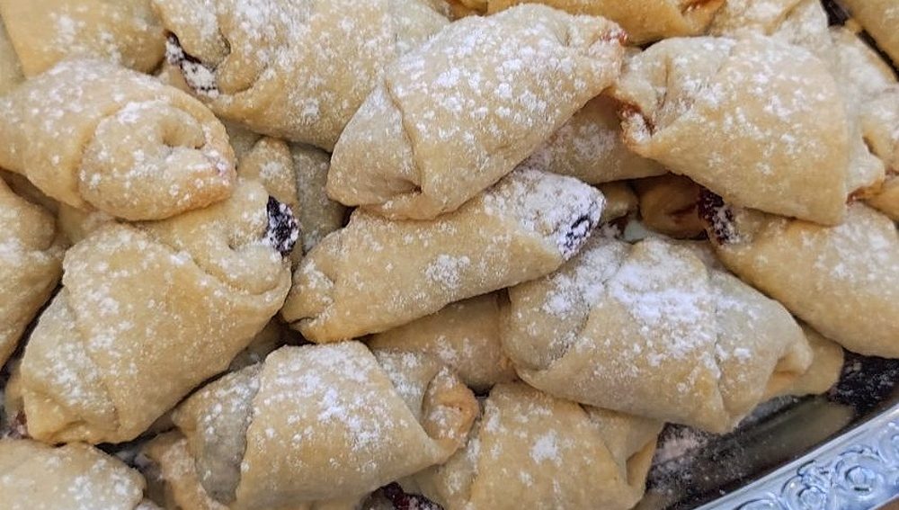 Čokoládový dort ve stylu Ferrero Rocher - VařímeDobroty.cz