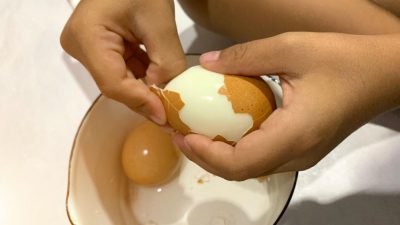Jak co nejsnáze oloupat vařená vejce