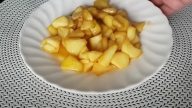 Křehké mušličky s jablečnou náplní