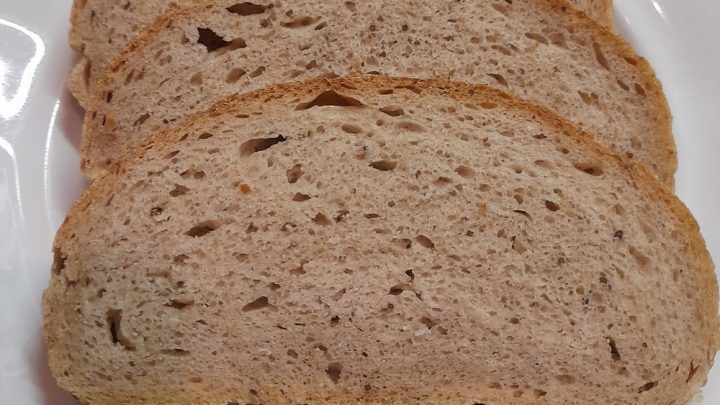 Domácí chléb s kmínem