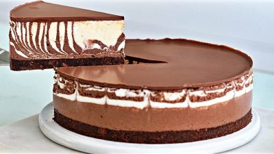 Nepečený smetanový dort „zebra“ s čokoládou