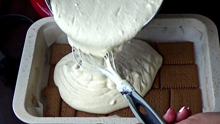Jednoduchý pečený cheesecake na plech