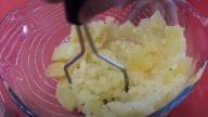 Smažené kynuté bramborové placičky