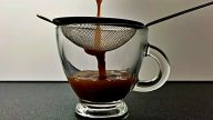 Kávový nápoj na odstranění břišního tuku