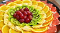 Jak připravit ovoce na slavnostní stůl