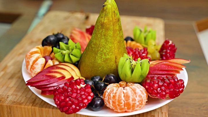 Jak připravit ovoce na slavnostní stůl