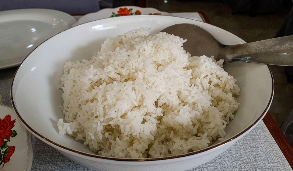 Co dělat s nedovařenou rýži?