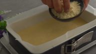 Mandlový koláč s vanilkovým krémem