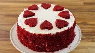 Valentýnský Red Velvet dort