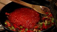 Fazolová polévka s paprikou a rajčaty