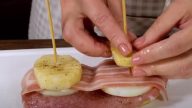 Pečené vepřové plátky s bramborem à la špíz