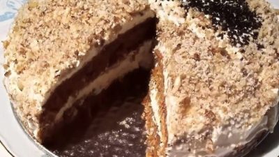 Mrkvový dort s tvarohovo-smetanovým krémem