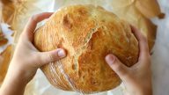 Bílý chléb bez pracného hnětení