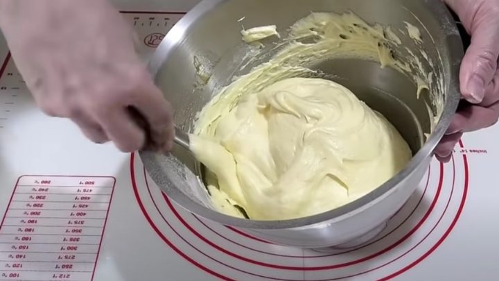 Tiramisu roláda s krémem z mascarpone