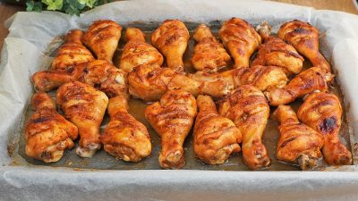 Pečené marinované kuřecí paličky