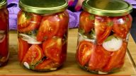 Zavařovaný rajčatový salát bez konzervantů