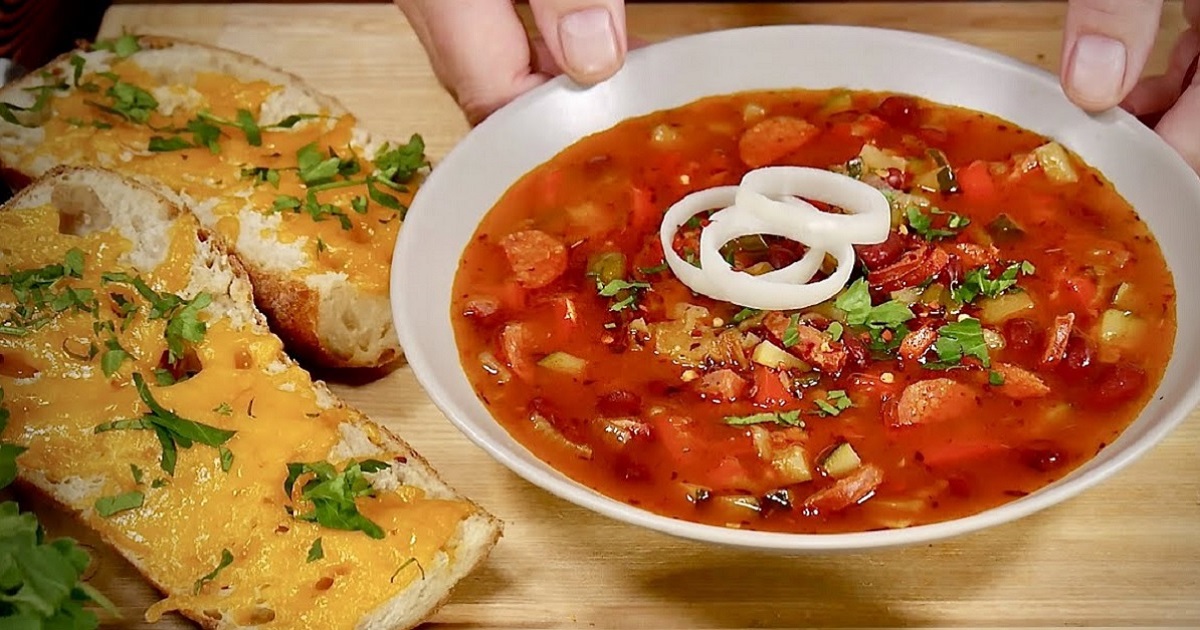 Ďábelská polévka s chilli a fazolemi